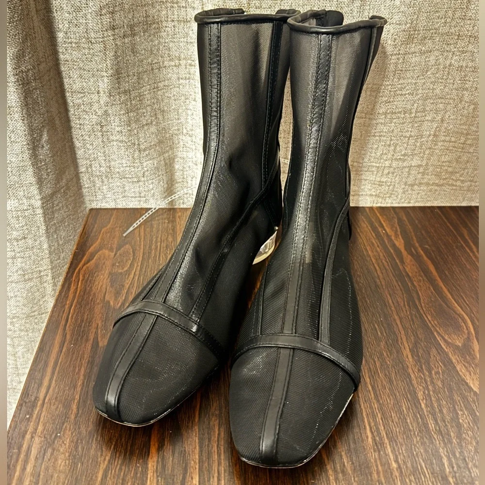 Antonio Melani Elizabeth Damrich femme cage mesh black ankle booties 6.5 NWOB